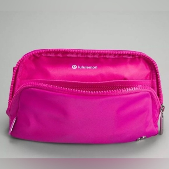 NWT Lululemon Everywhere Belt Bag Sonic Pink Color - Picture 9 of 9